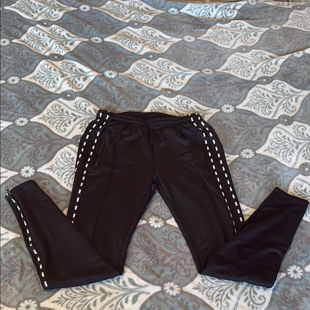 Used S, PINK black leggings